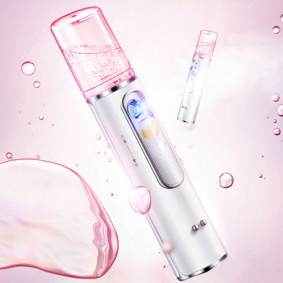 2019052 Hot sell portable electric nano handy mist spray facial